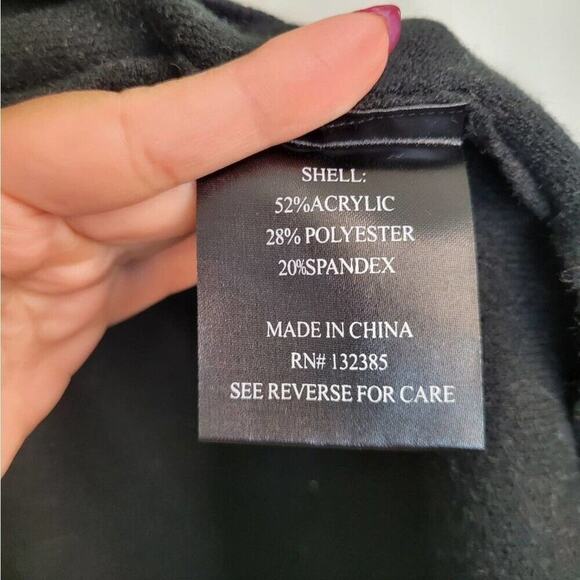 Love Token Poncho Cardigan Sweater Womens Size Medium Large Black Minimalist NEW - Picture 9 of 14